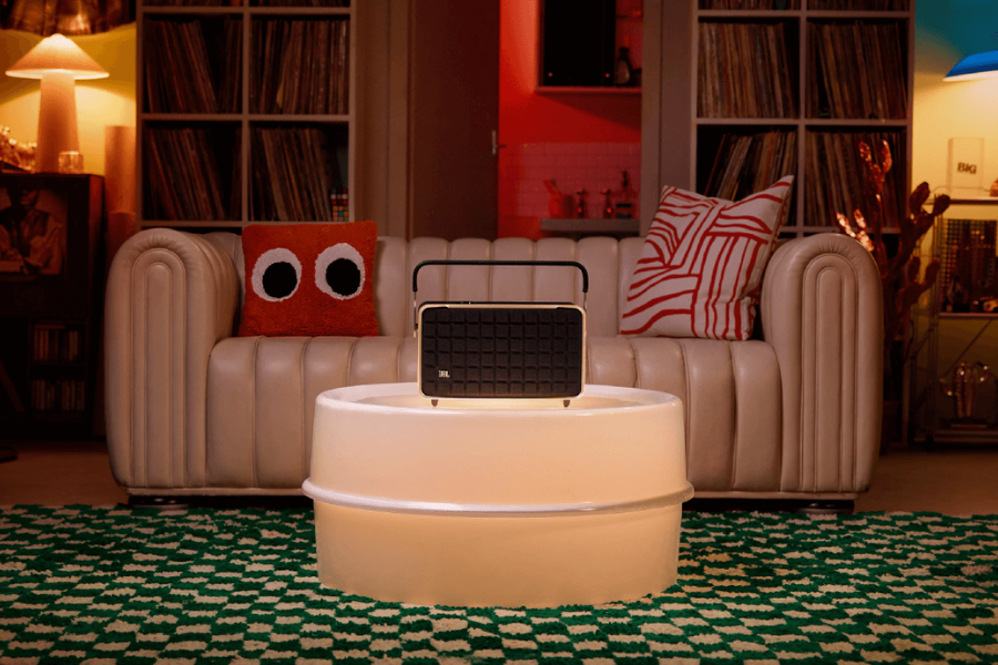 Review: JBL Authentics 300