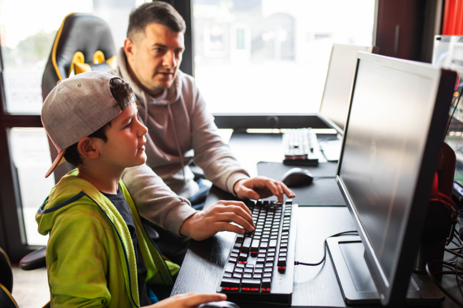 De pai pra filho: como a tecnologia conecta gerações
