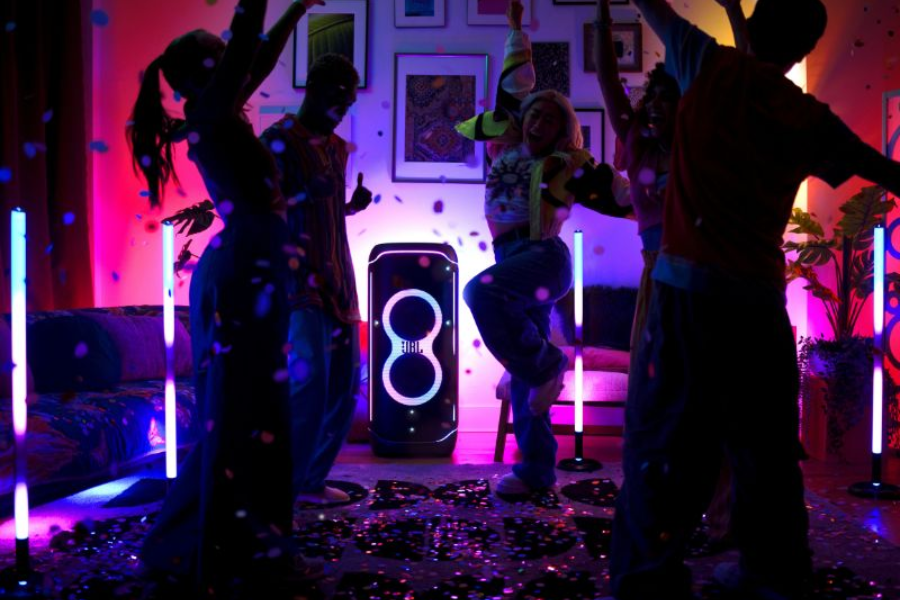 Review: JBL PartyLight Stick &#8211; luz e estilo em um só produto