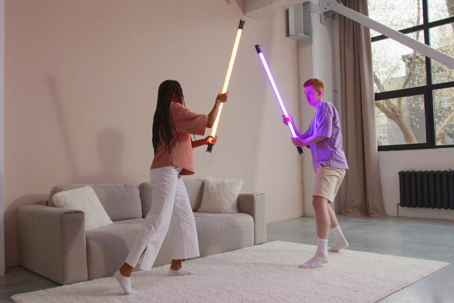 Review: JBL PartyLight Stick &#8211; luz e estilo em um só produto