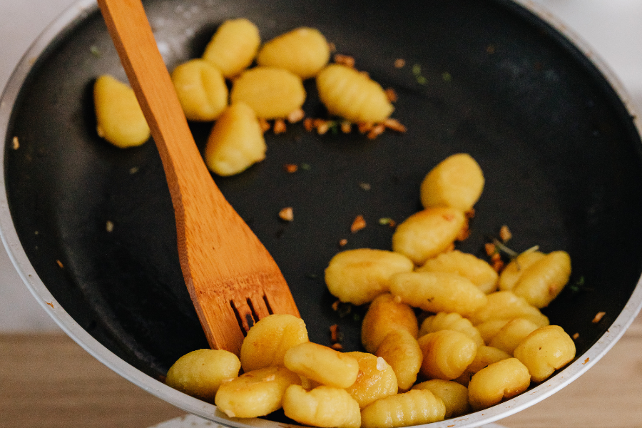 Como cuidar das suas panelas de revestimento interno cer&acirc;mico
